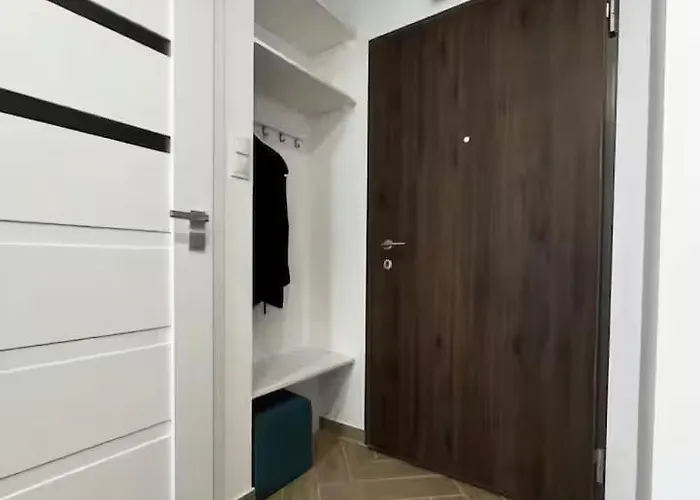 Kasprzaka 29-743-extra View * ורשה